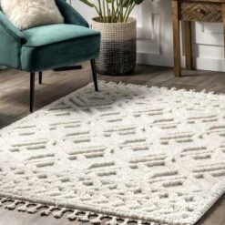 NuLOOM Akia Lattice High/Low Tassel Aea Rug 17 NuLOOM Akia Lattice High/Low Tassel Aea Rug -Home Improvement Store GUEST 49156720 ec7f 43c5 a55d 585e0ad0a375
