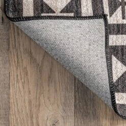 NuLOOM Leighton Machine Washable Southwestern Medallion Area Rug -Home Improvement Store GUEST 4c83d098 d4c9 4f2e a4eb 3af1a30356df