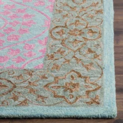 Mina Leaf Hooked Rug - Safavieh