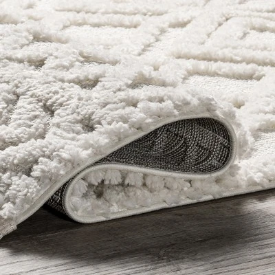 NuLOOM Akia Lattice High/Low Tassel Aea Rug 5 NuLOOM Akia Lattice High/Low Tassel Aea Rug - Image 3