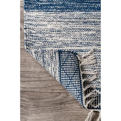 NuLOOM Striped Fringe Angela Area Rug 6 NuLOOM Striped Fringe Angela Area Rug - Image 4