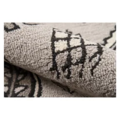 Tahoe Tarent Geometric Tufted Accent Rug - Momeni